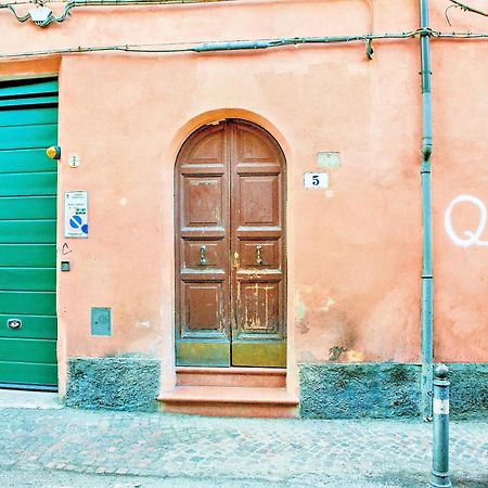 Ferienwohnung Elegant And Modern Loft In Medieval Bologna Exterior foto